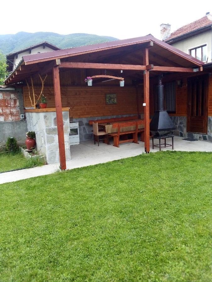 Holiday Guest House Kemo Sapareva Banya Exterior photo